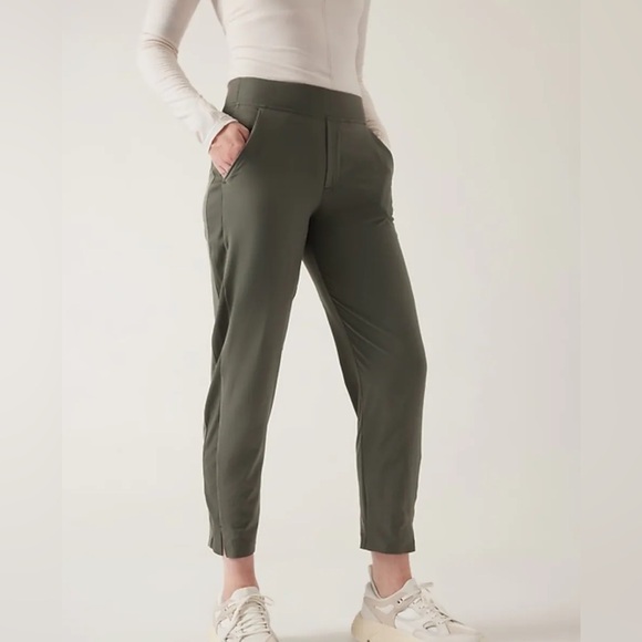 Athleta Pants - Athleta Sz 12 Brooklin Ankle Pants Mountain Green Travel Outdoor Minimal